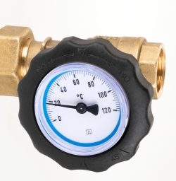 Смесительный набор с гидрострелкой BPS 900 AP, два контура без смешивания, насосы AFRISO APH 160