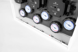 PrimoBox AZB 555 с коллектором, 1 контур без смешивания и 2 контура со смесительным клапаном и приводом ARM